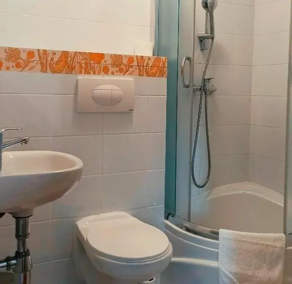 Standard-huone, Dom Na Końcu świata