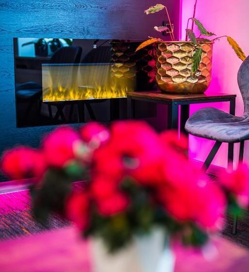 סטודיו סופריור, Glamour   Restaurant & Spa