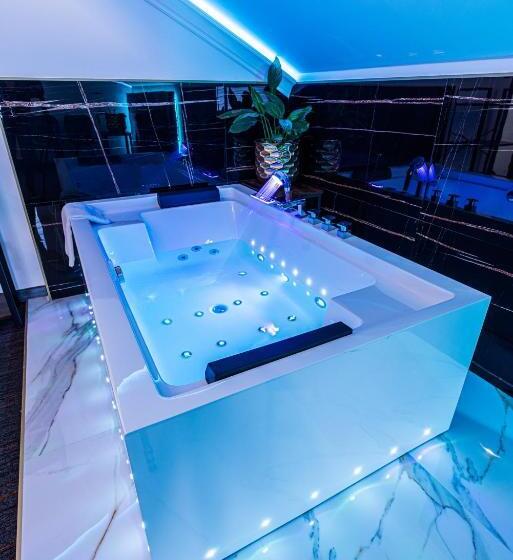 Студия Superior, Glamour   Restaurant & Spa