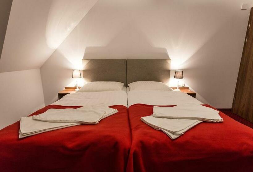 スタンダードルーム, Noclegi Gawra