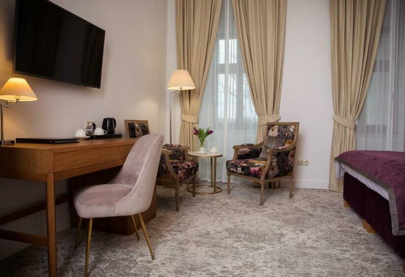 חדר סטנדרט, Pałac Mojęcice