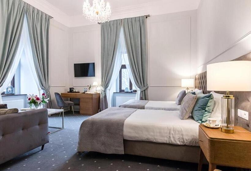 חדר סופריור, Pałac Mojęcice