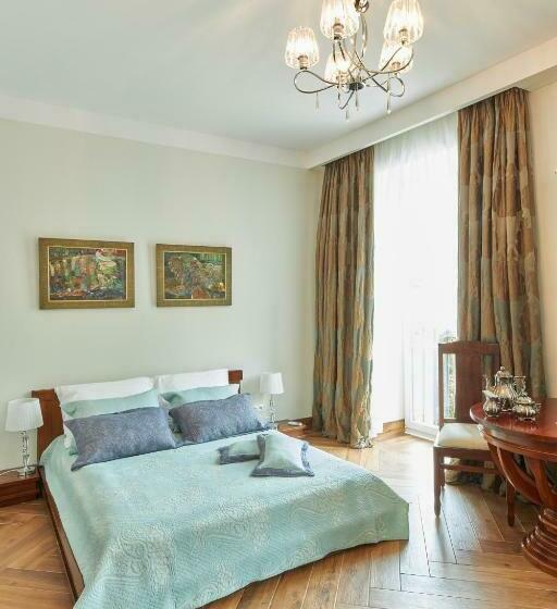 침실 1개 아파트, Pałac W Smoszewie