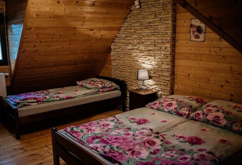 샬레, Ranczo Czerwony Młyn