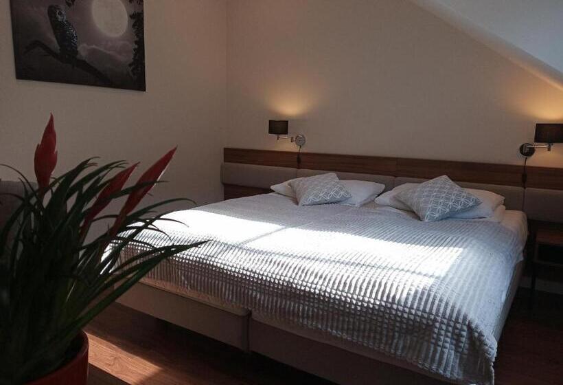 디럭스 룸, Ranczo Czerwony Młyn