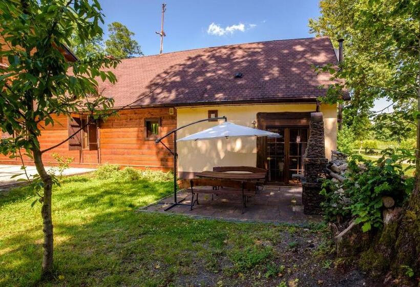 샬레, Ranczo Czerwony Młyn