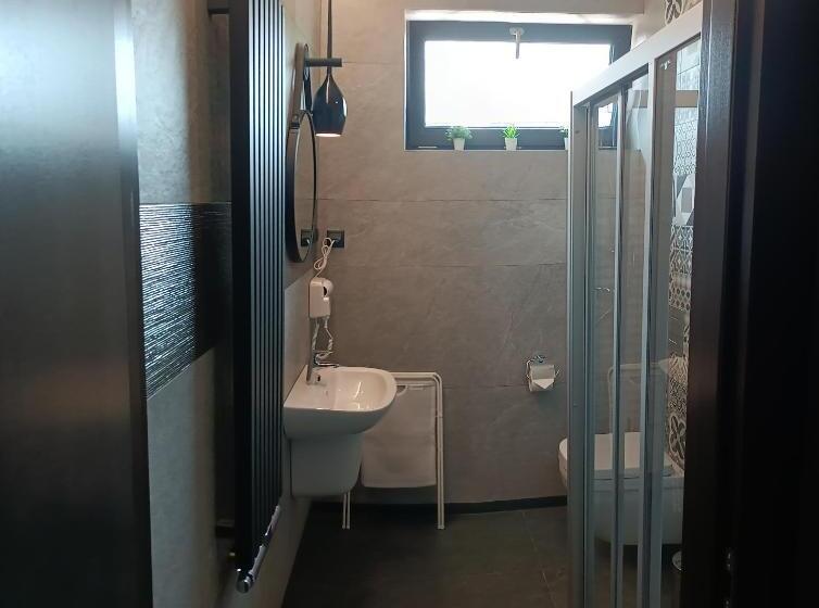 חדר סטנדרט, Sanova