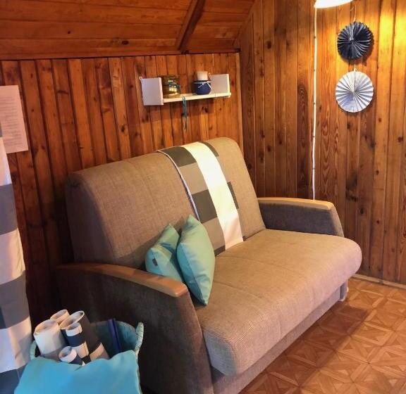 בקתת חדר, Tleniowo