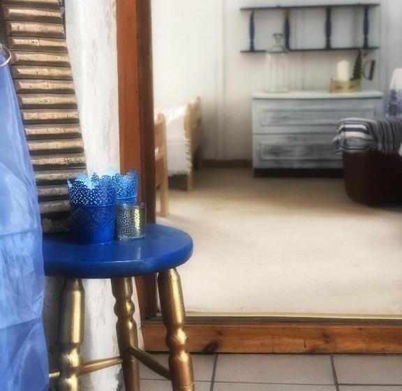 חדר אקונומי, Tleniowo