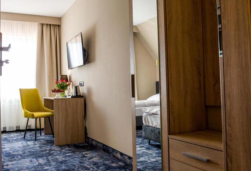 غرفة ديلوكس, Zodiak