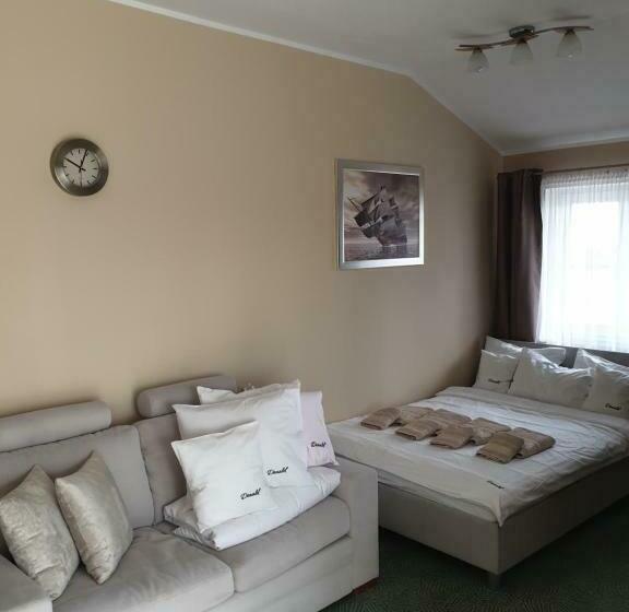 ファミリーステューディオ, Apartamenty Donald