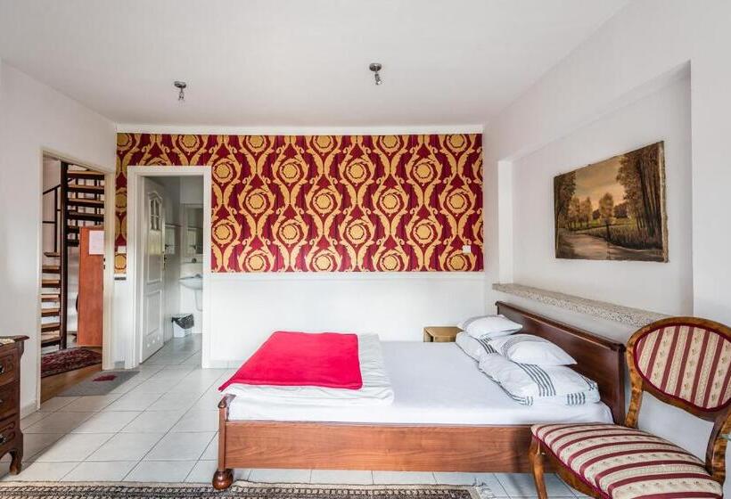 Трехместный Номер Комфорт, Dom Pod Różą