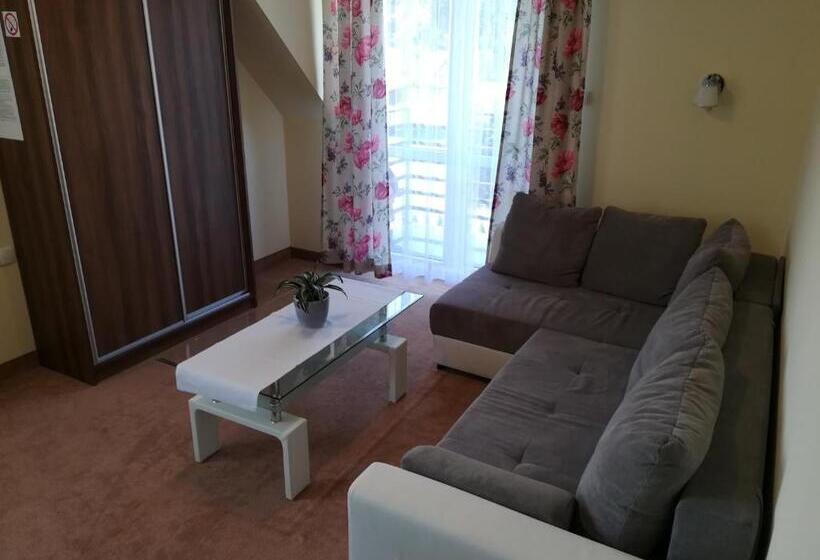 １ベッドルームアパートメント, Willa Rembisz