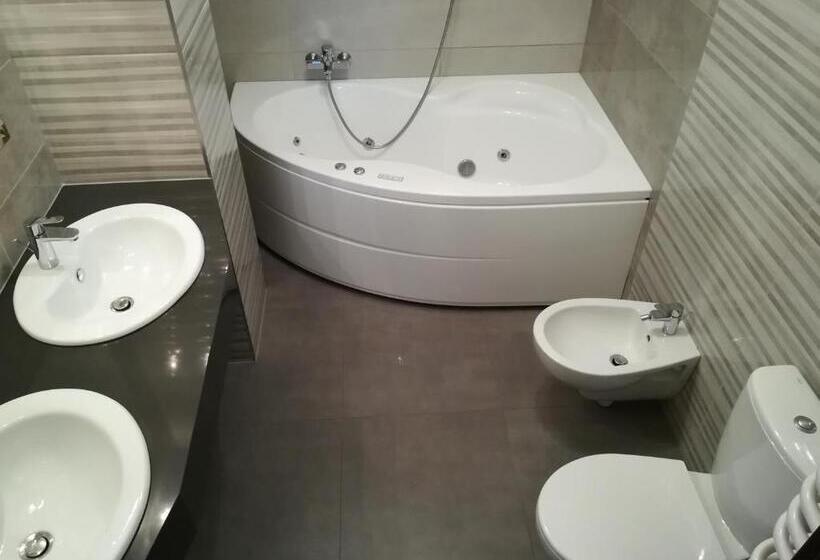 １ベッドルームアパートメント, Willa Rembisz