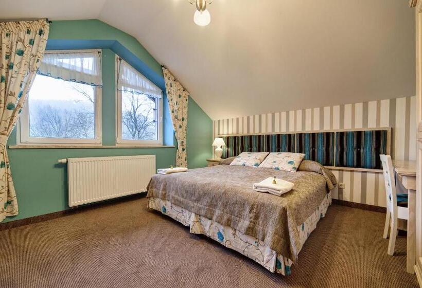 豪华三人间, Pensjonat Kościuszko