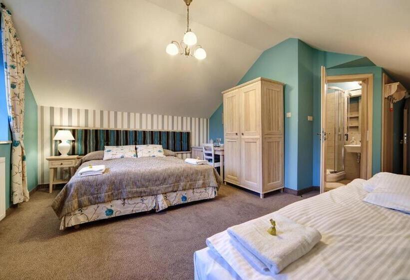 豪华三人间, Pensjonat Kościuszko