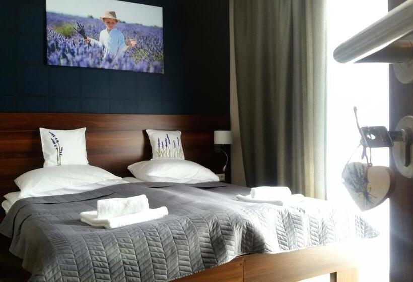 标准间, Koszarka Venue & Spa