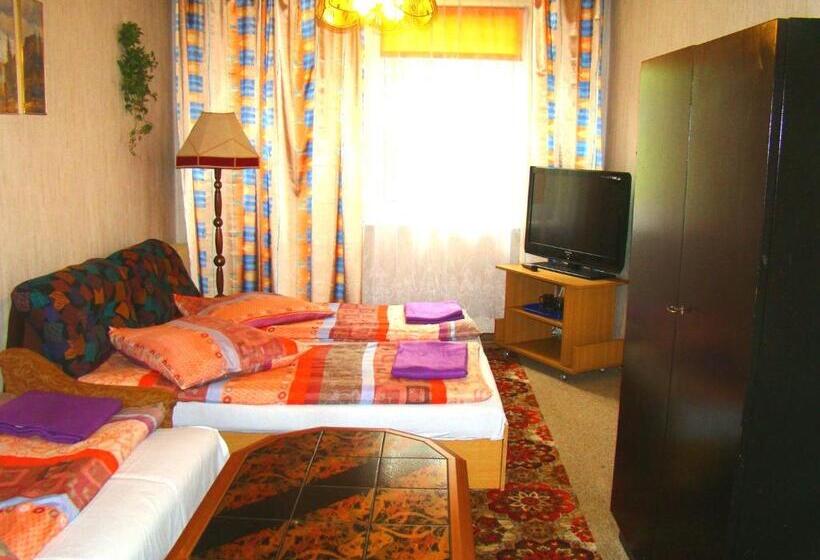 标准三人间, Ośrodek Wypoczynkowy Oaza