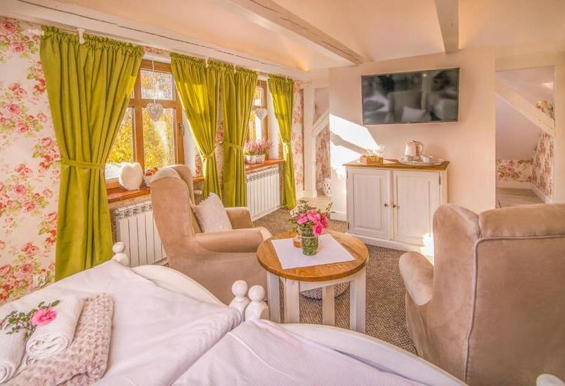 חדר סטנדרט לשלושה, Chata Pogaduchy