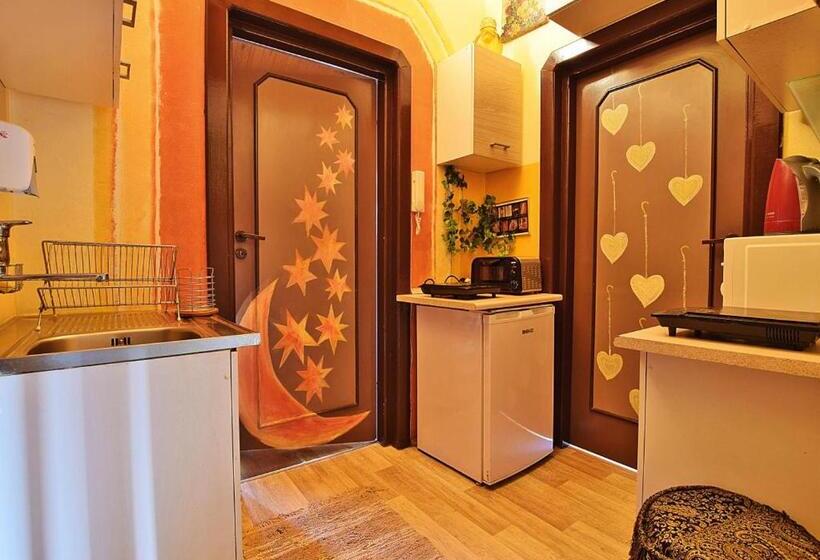 スタンダード4人部屋, Dom Tu I Teraz