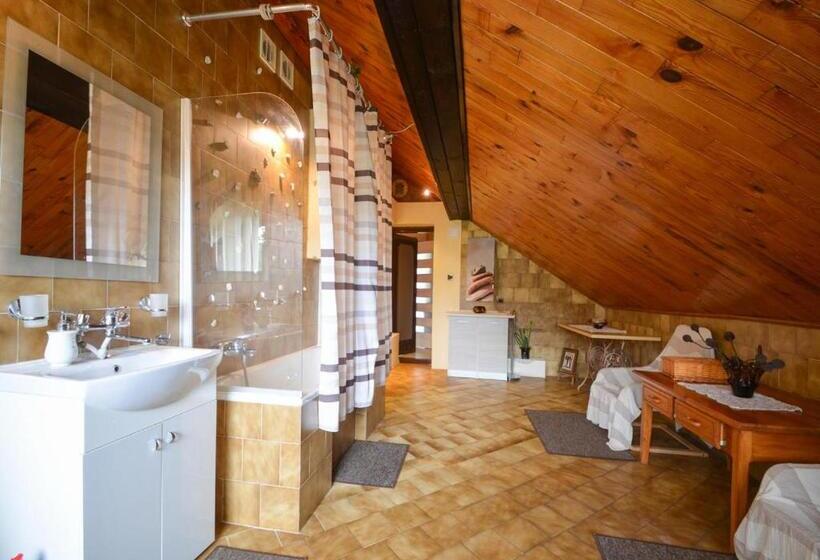 2ベッドルームアパートメント, Dom Tu I Teraz