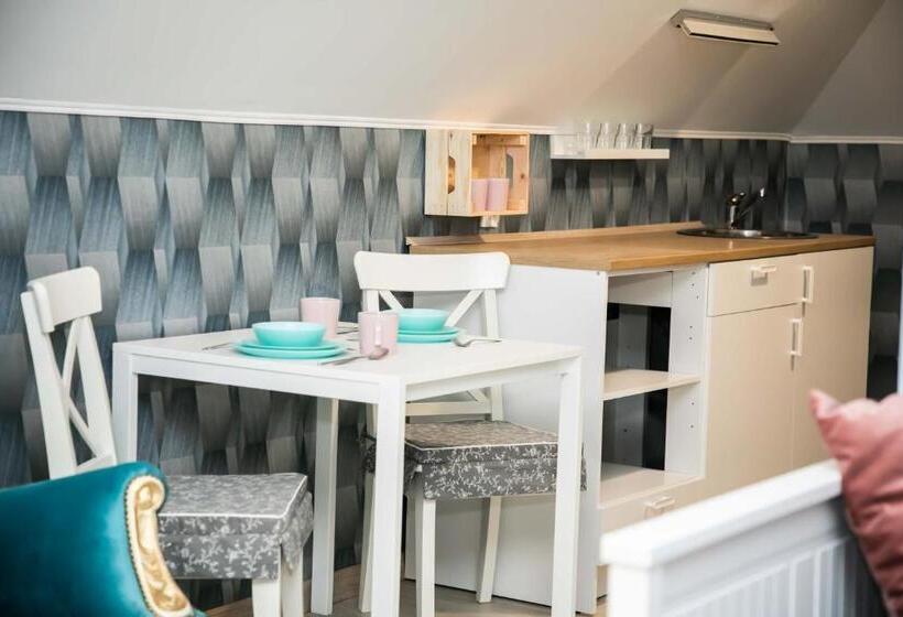 חדר סטנדרטי לשלושה עם נוף, Zajazd Bombonierka