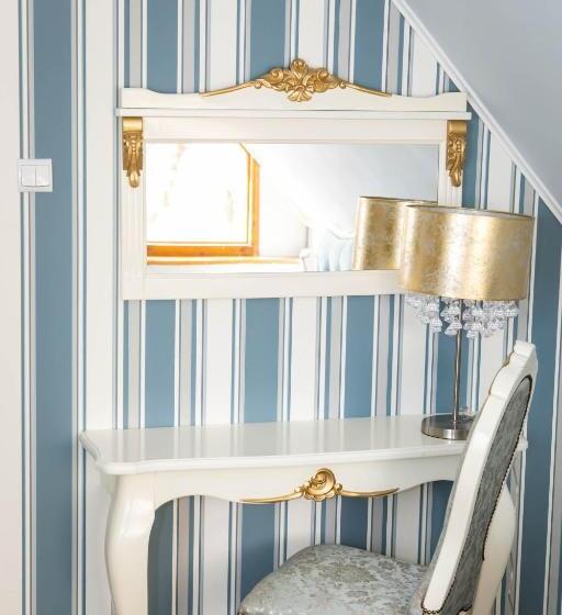 Standard studio with lake view, Zajazd Bombonierka