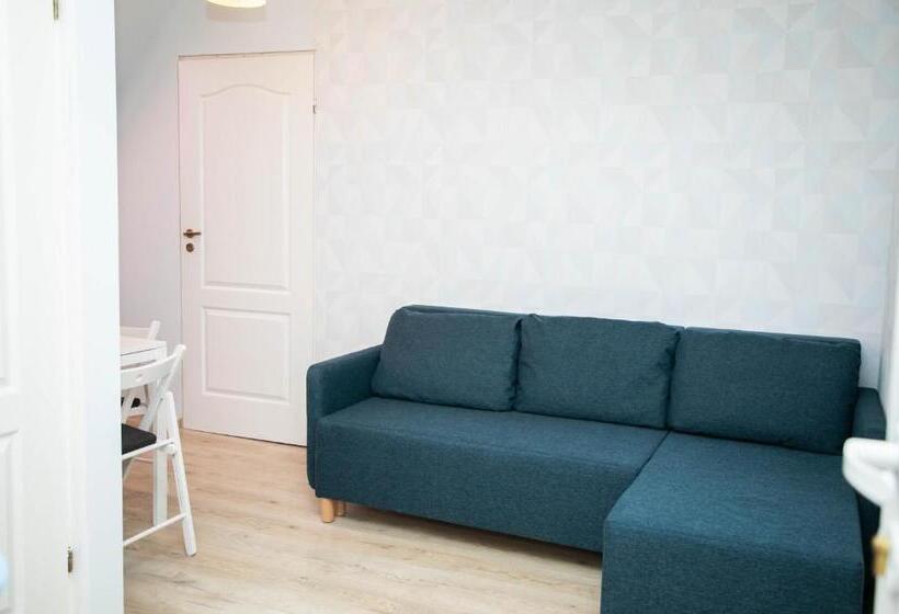 חדר קלאסי לארבעה, Zajazd Bombonierka