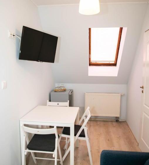 חדר קלאסי לארבעה, Zajazd Bombonierka