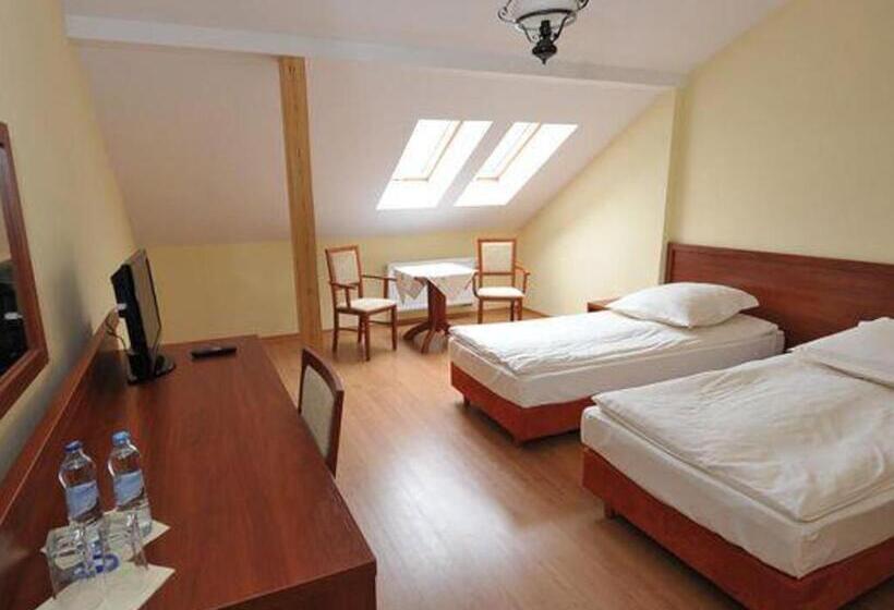 デラックスルーム, Zajazd Magda