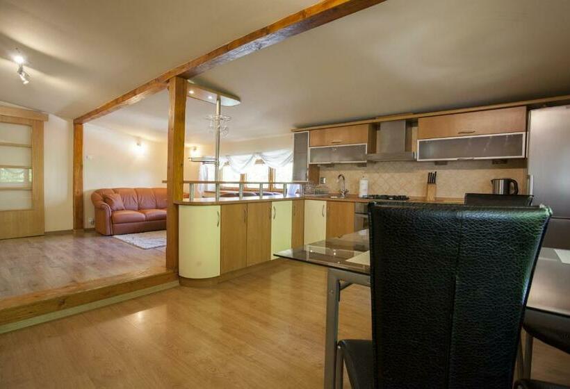 آپارتمان 2 خوابه, Apartament Na Górskiej