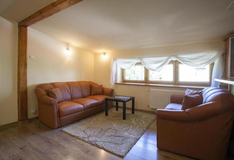 آپارتمان 2 خوابه, Apartament Na Górskiej