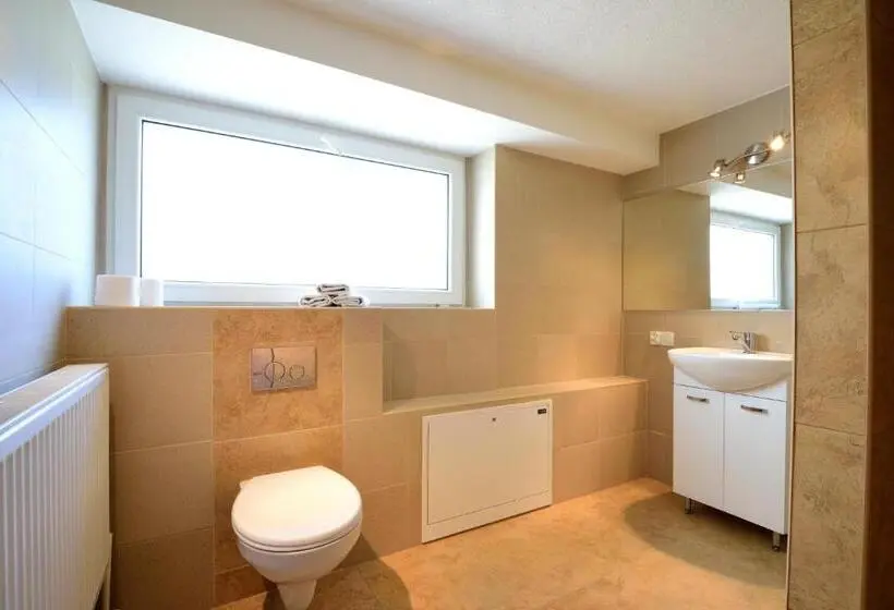 1階の1ベッドルームアパートメント, Apartament Na Górskiej
