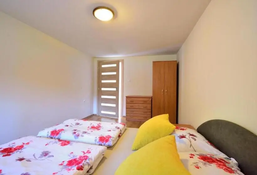 1階の1ベッドルームアパートメント, Apartament Na Górskiej