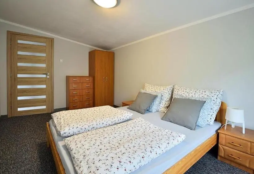 バルコニー付き1ベッドルームアパートメント, Apartament Na Górskiej