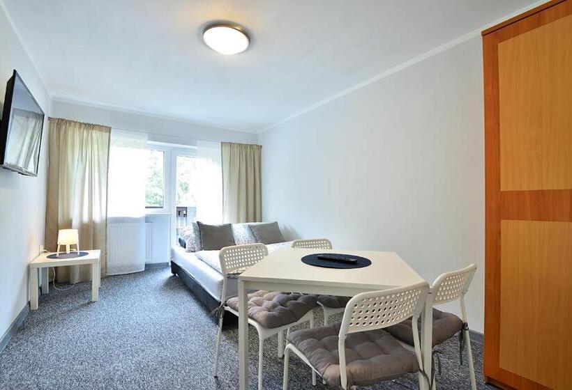 آپارتمان 1 خوابه با بالکن, Apartament Na Górskiej