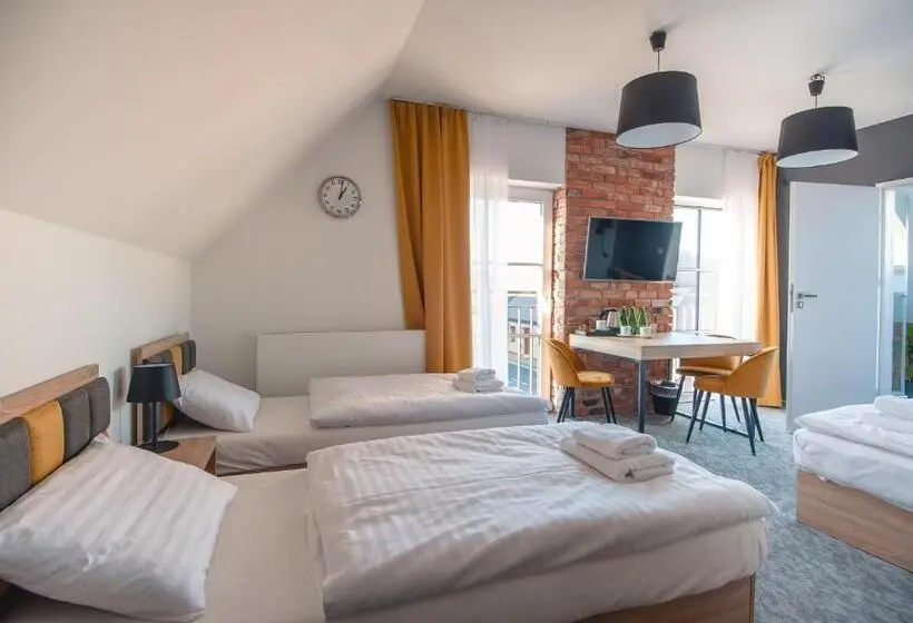 コンフォートトリプルルーム, Apartamenty Gostyń