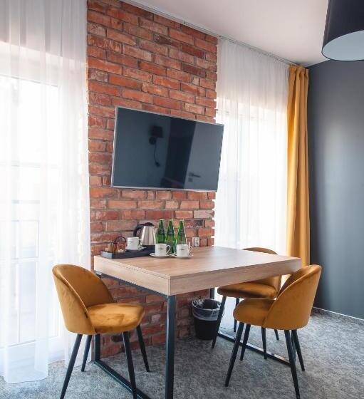 اتاق راحتی سه تخته, Apartamenty Gostyń