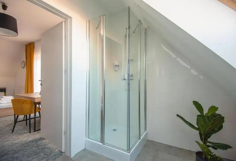 コンフォートトリプルルーム, Apartamenty Gostyń