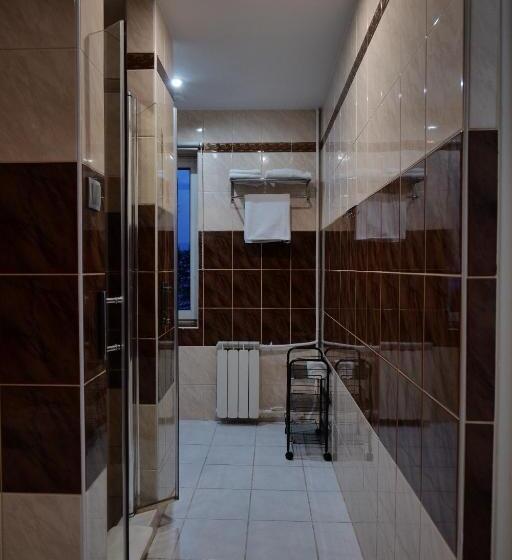 Номер Стандарт, Azymut Hotel & Restaurant