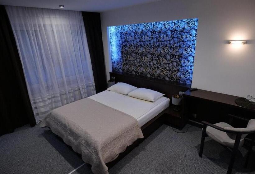 חדר דלוקס, Azymut Hotel & Restaurant