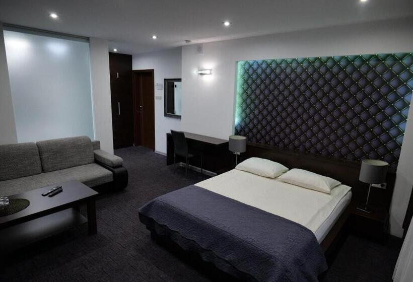 חדר דלוקס, Azymut Hotel & Restaurant