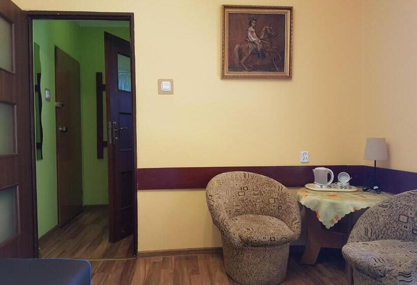 バルコニー付きスタンダードルーム, Dom Wczasowy Przy Skałkach