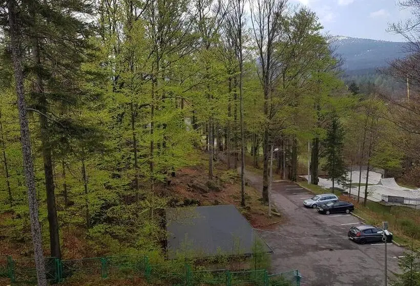 Sviitti 2 Makuuhuonetta, Dom Wczasowy Przy Skałkach