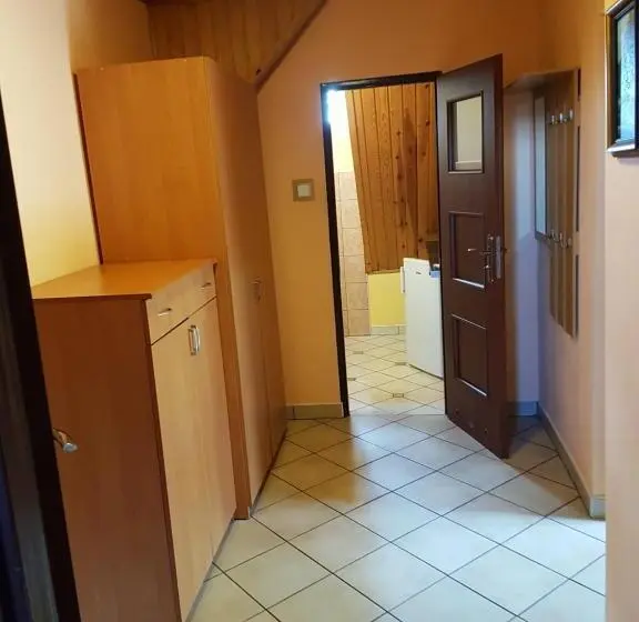 Sviitti 2 Makuuhuonetta, Dom Wczasowy Przy Skałkach