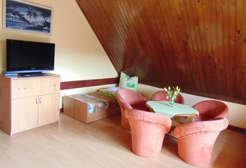 ファミリールーム, Dom Wczasowy Przy Skałkach