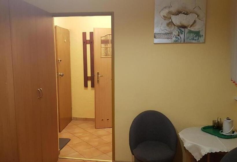 スタンダードルーム, Dom Wczasowy Przy Skałkach