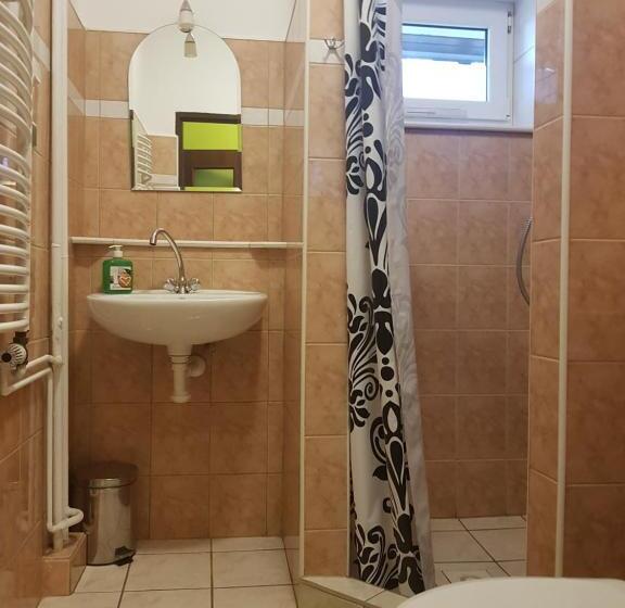 スタンダードトリプルルーム, Dom Wczasowy Przy Skałkach