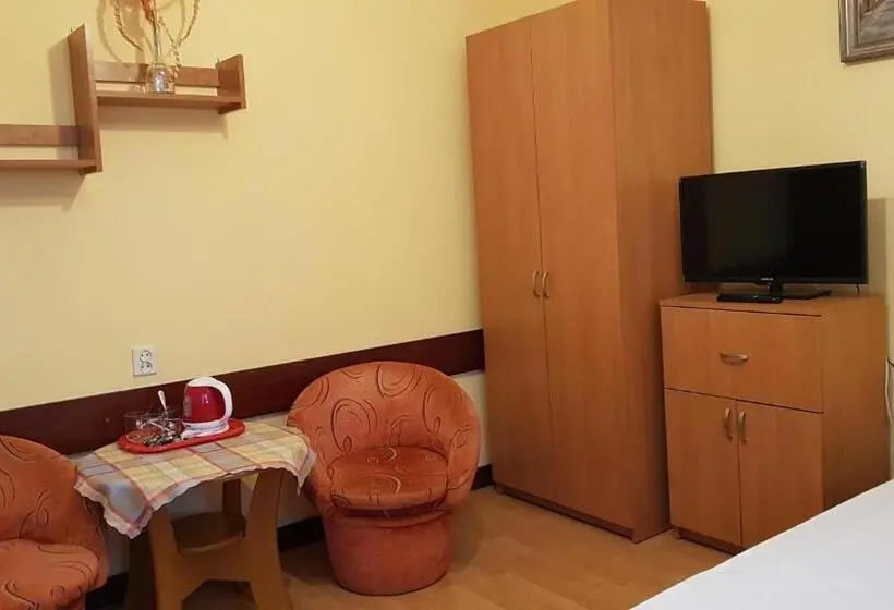 Standard Kolmen Hengen Huone, Dom Wczasowy Przy Skałkach