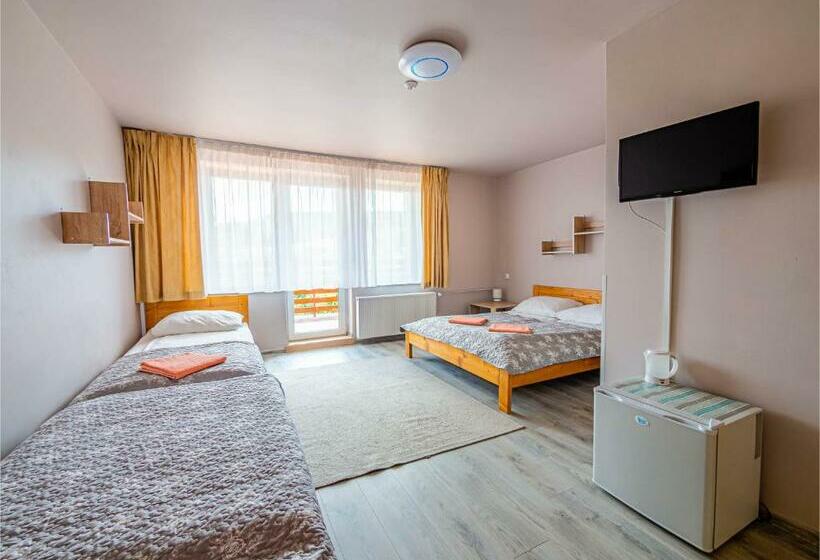 חדר סטנדרט לשלושה, Pensjonat Markus